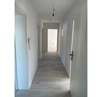 Dachgeschosswohnung in Vollmerhausen - Gummersbach Berstig Süd