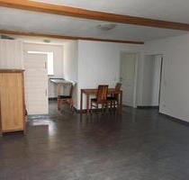 2 Zimmer Wohnung in Hürnheim - 435,00 EUR Kaltmiete, ca.  50,00 m² in Ederheim (PLZ: 86739)