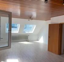 schöne 2 Zimmerwohnung mitten in Siegen