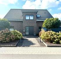 Freistehendes Einfamilienhaus in Massivbauweise - Bedburg-Hau