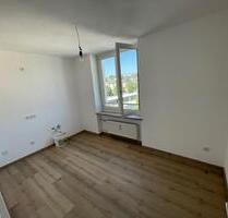 Tolle kernsanierte 3-Zimmer Wohnung in Bogen zu vermieten