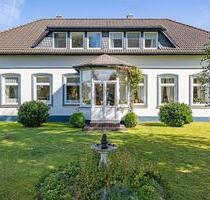 Haus mit Nebengebäuden-Resthof und großem bebaubaren Grundstück - Tolk