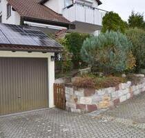 3 - Zimmer Wohnung mit Gartenanteil, Terrasse und Garage - Ammerbuch