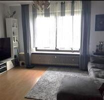3 Zimmerwohnung in Offenbach Bieber, Garage nach Bedarf mietbar. - Frankfurt am Main Mitte-Nord