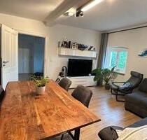 2 Zimmer Dachgeschosswohnung in Potsdam West zu vermieten