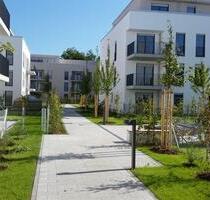Moderne 3-Zimmer-Wohnung, Balkon & große Fensterfront, Top Lage - Unterschleißheim