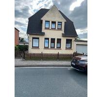 Einfamilienhaus in Varel - 195.000,00 EUR Kaufpreis, in Varel (PLZ: 26316)
