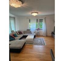 Möblierte 3-Zimmer-Neubauwohnung mit Balkon und Stellplatz - Wiesbaden Südost