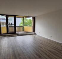 Außergewöhnliche 3-Zimmer-Wohnung mit 2 Balkonen und einer Terrasse in Bad Godesberg - Bonn