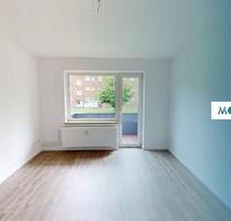 Helle und ruhig gelegene 3-Zimmer-Erdgeschosswohnung mit BALKON und BADEWANNE - Rendsburg