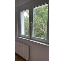 Vermiete eine sanierte 2,5 Raumwohnung in einer sehr gepflegten E - Staßfurt