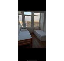 2 Zimmer Wohnung zur Untermiete in Lichtenberg - Berlin