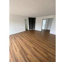 ⭐Schöne, helle Wohnung mit moderner Einbauküche⭐ - Konradsreuth