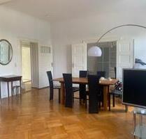 Eleganter Altbau 3-Zimmerwohnung mit Einbauküche & Gartennutzung - Berlin Charlottenburg-Wilmersdorf