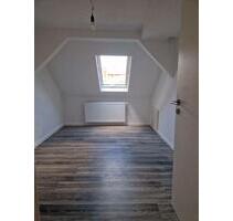 1 Zimmer Dachgeschoss Wohnung - 550,00 EUR Kaltmiete, in Deggingen (PLZ: 73326)