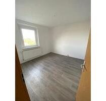 schöne 3-Raum-Wohnung in Züssow mit Balkon - Karlsburg