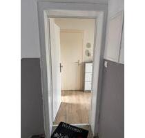 Bonn: SchöneEinzimmer Dachgeschosswohnung, renoviert, Bezug 01.08