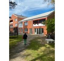 Zweiraumwohnung mit Loggia. - 530,00 EUR Kaltmiete, in Bleckede (PLZ: 21354)
