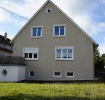 Wohlfühlhaus in schöner Lage - 1.100,00 EUR Kaltmiete, ca.  140,00 m² in Zwiefalten (PLZ: 88529)