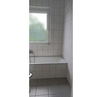 3 R, 75 qm, 3 Etage, Balkon, an Berufstätige, - Recklinghausen Berghausen