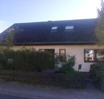 Freundliche 3-Zimmer-Dachgeschosswohnung mit Balkon und EBK in Ge - Gelnhausen
