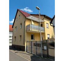 Stilvolle, Neuwertige 3-Zimmerwohnung - Bischofsheim