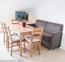 Möblierte 2 Zi Wohnung in Düsseldorf Rath provisionsfrei ab 6 Mon