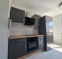 4 Zimmer mit kernsaniertem Badezimmer und Einbauküche + Garage - Kassel Niederzwehren