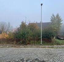 Auktion - Ruinöses Wohnhaus mit Nebengebäude im Landkreis Oberspreewald-Lausitz - Lauchhammer