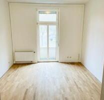 BüroraumArbeitsplatz in schönem Altbau Büro 12qm - Stuttgart Bad Cannstatt
