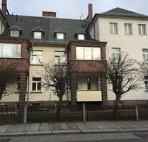 2-Raumwohnung | zentral gelegen | Wohnzimmer mit Balkon | großer Garten | sehr ruhig gelegen! - Limbach-Oberfrohna