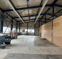 Helle Lagerhalle - 1.500,00 EUR Kaltmiete, ca.  220,00 m² in Spraitbach (PLZ: 73565)