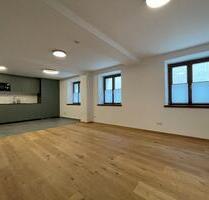 Liebevoll sanierte 2-Zi.-Whg. in der Altstadt Sulzbach-Rosenbergs