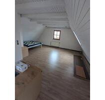 Gemütliche Einliegerwohnung im DG - Ideal für Singles & Pendler - Augsburg Hochzoll