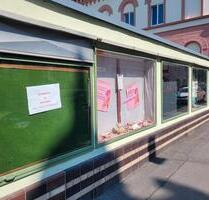 Schaukasten zu vermieten - 220,00 EUR Kaltmiete, in Wiesbaden (PLZ: 65203) Biebrich