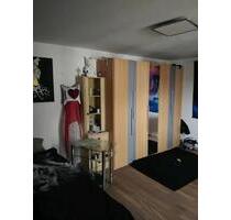 1 Zimmer zu vermieten . - 500,00 EUR Kaltmiete, in Laupheim (PLZ: 88471)