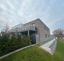 Neuwertige Wohnung aus 2024 in Hüllhorst Zentrum , KFW 55