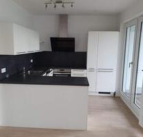 Helle 3-Zimmer-Wohnung mit Balkon zum Wohlfühlen - München Bogenhausen