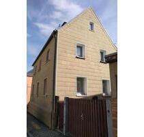 Haus, ohne Provision - 55.000,00 EUR Kaufpreis, ca.  77,00 m² in Selbitz (PLZ: 95152)