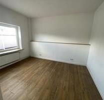 Modernisierte 3-Zimmer-Wohnung mit Terrasse im EG in Osterrönfeld