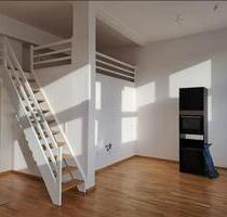 ++ Neuwertige 3 Zi. Whg mit Terrasse zum Hof, 2 Bädern und Stellplatz ++ - Leipzig Mitte