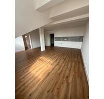 Stilvolle 2-Zimmer-Dachgeschosswohnung in Celle – 100 m²