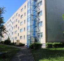 Erstbezug nach Sanierung - 2-Raum-Wohnung im Hochparterre mit Balkon! - Güstrow