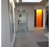 Repräsentative Bürofläche mit ca. 218 m² - im 3. OG - ab 042026 in Aalen verfügbar