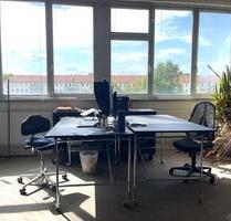 2 Arbeitsplätze in großzügigem Atelier Genslerstr 13 (ID Studios) - Berlin Lichtenberg