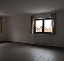 2- Zimmer Wohnung in kleinem Dorf nahe Höchstadt - Höchstadt an der Aisch