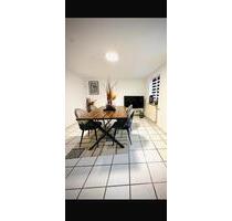 RMH in Feuchtwangen Altstadt - 780,00 EUR Kaltmiete, ca.  85,00 m² in Feuchtwangen (PLZ: 91555)