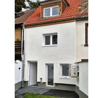 Ich Verkaufe eine wunderschöne Haus - Ludwigshafen am Rhein Ludwigshafen-Hemshof