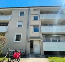 Sanierte 2-Zimmer-Wohnung mit großem Balkon und Einbauküche - München Pasing-Obermenzing