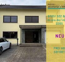 Bes. 20.12.: Familienfreundliches Reihenhaus mit Balkon, Wintergarten und Garage - Waghäusel